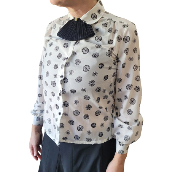 VINTAGE 1970s Judy Bond Unique Fan Collar Blouse Sz 6P Petite Kitschy Retro - Picture 1 of 10